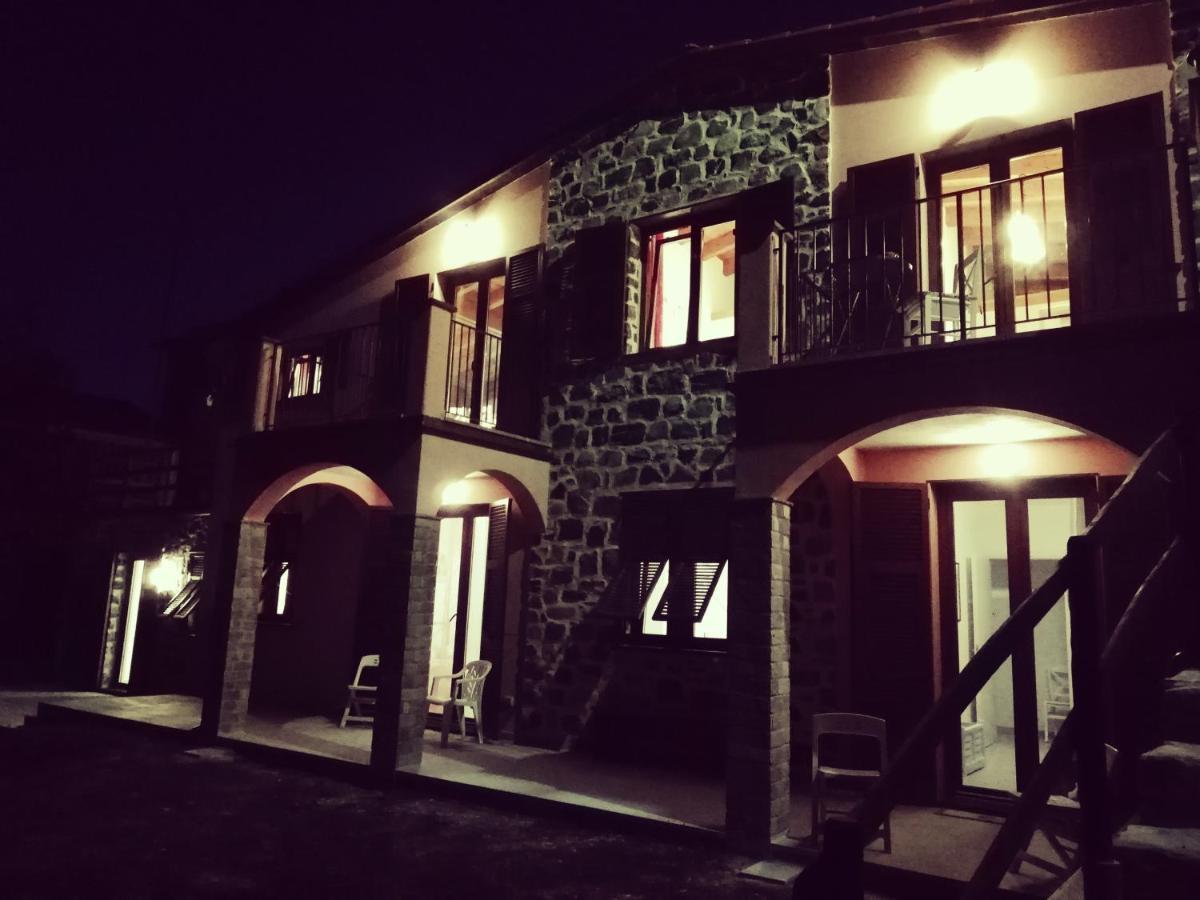 San Pietro Vara Lissahouse Agriturismo מראה חיצוני תמונה
